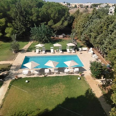 Agriturismo Santa Chiara Алеціо Екстер'єр фото
