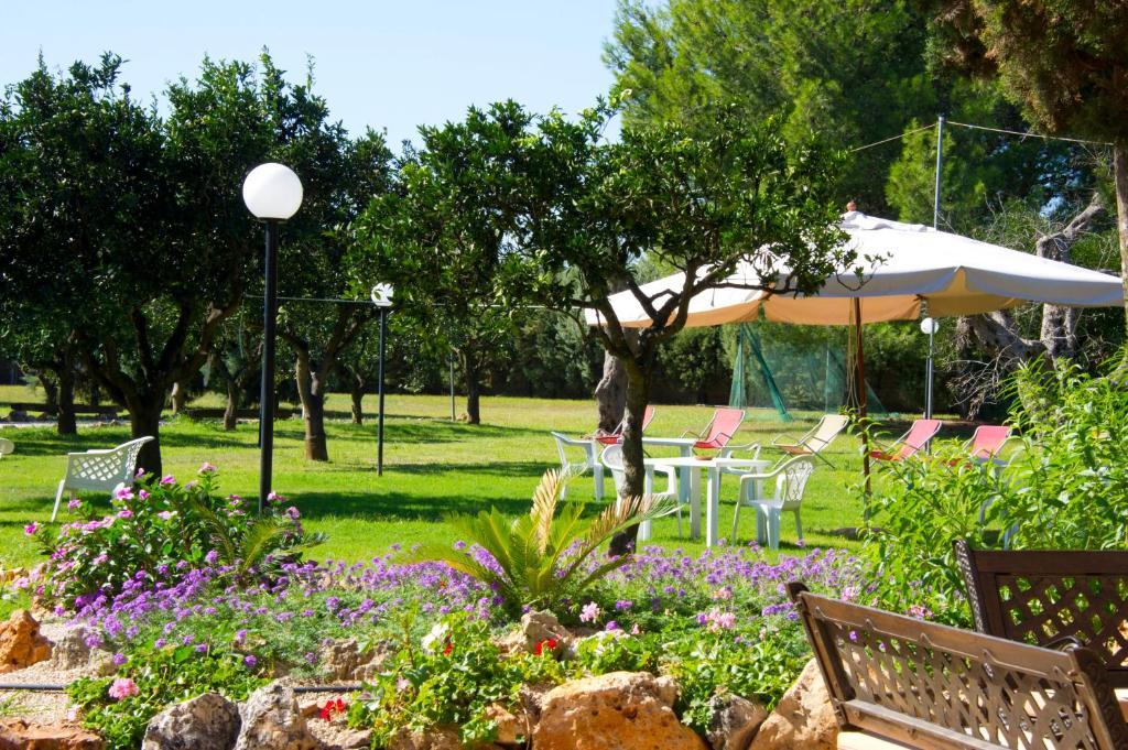 Agriturismo Santa Chiara Алеціо Екстер'єр фото